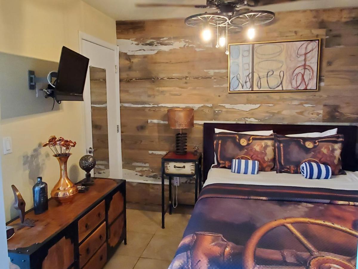 The Beach On Longboat Key Exterior photo