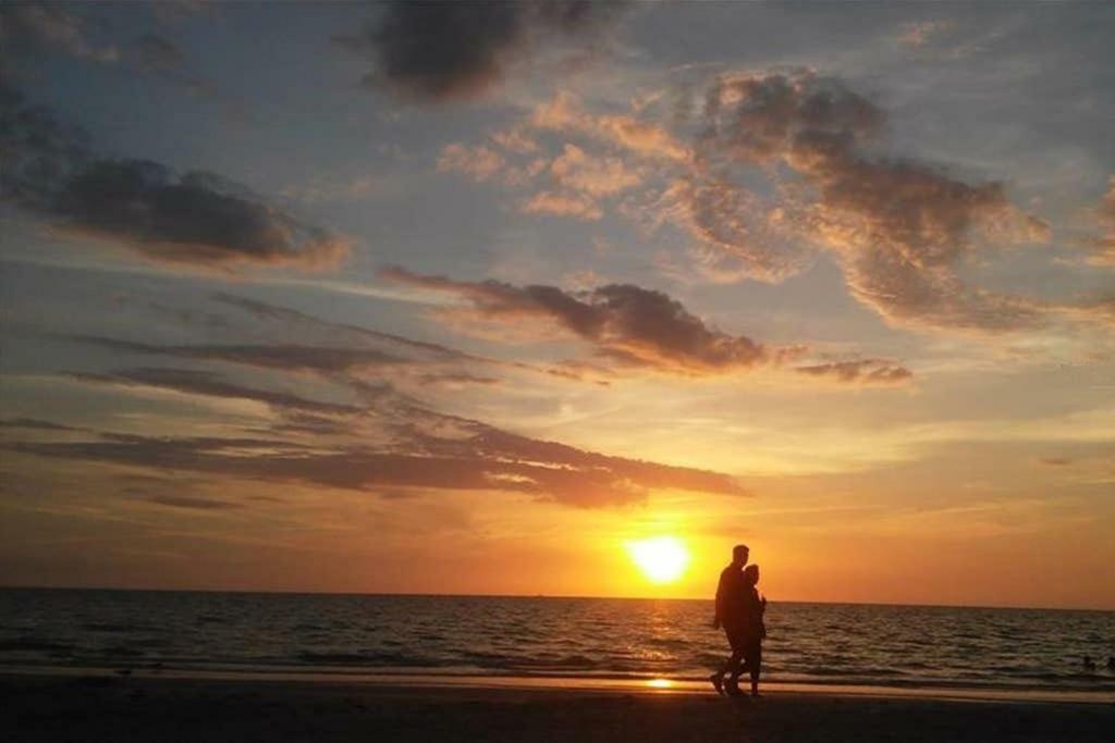 The Beach On Longboat Key Exterior photo
